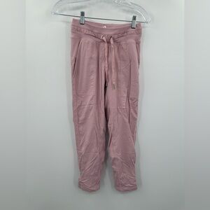 Lululemon Women's Dance Studio Mid-Rise Cropped Pant Rose Blush Size‎ 0
